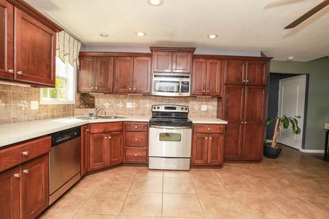 5007 Fleming Ln, Bloomington, IL 61705 photo 6