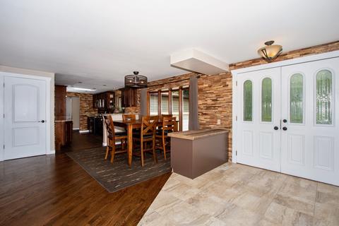 3915 E Mill Rd, Richmond, IL 60071 photo 4