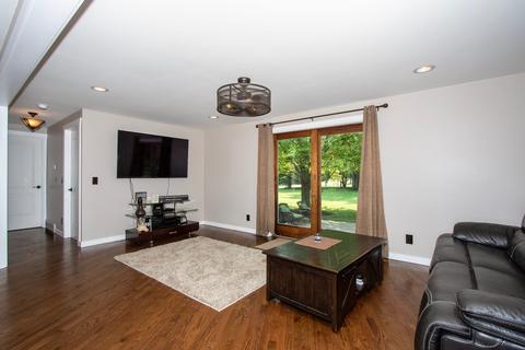 3915 E Mill Rd, Richmond, IL 60071 photo 11