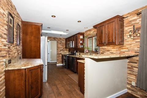 3915 E Mill Rd, Richmond, IL 60071 photo 5