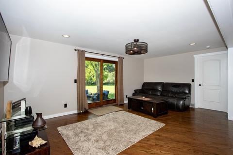 3915 E Mill Rd, Richmond, IL 60071 photo 10