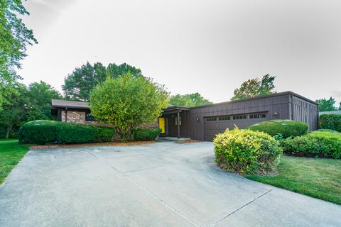 117 S Regency Dr, Bloomington, IL 61701 photo 1