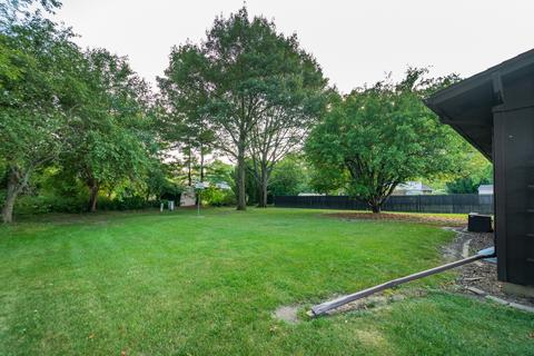 117 S Regency Dr, Bloomington, IL 61701 photo 4