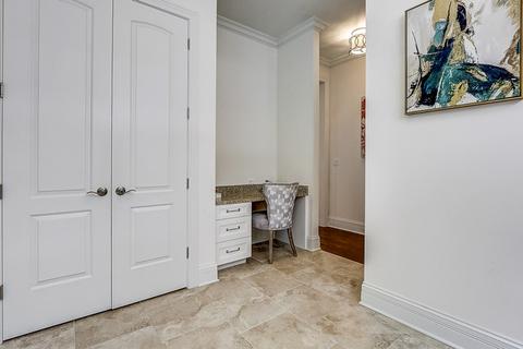 300 E 3rd St, Elmhurst, IL 60126 photo 25