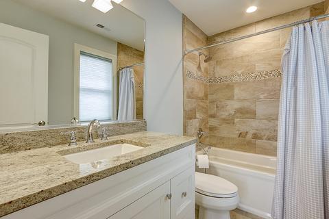 300 E 3rd St, Elmhurst, IL 60126 photo 42