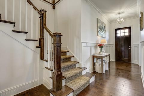 300 E 3rd St, Elmhurst, IL 60126 photo 4