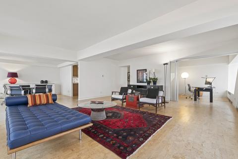 175 E Delaware Pl #9004, Chicago, IL 60611 photo 3