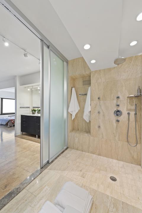 175 E Delaware Pl #9004, Chicago, IL 60611 photo 24