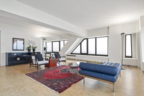 175 E Delaware Pl #9004, Chicago, IL 60611 photo 2