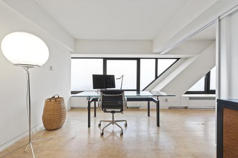175 E Delaware Pl #9004, Chicago, IL 60611 photo 9