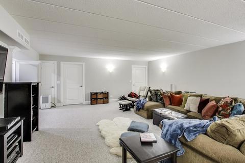 945 Hunter Rd, Glenview, IL 60025 photo 33
