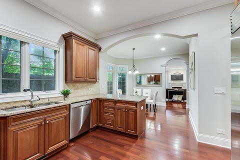 945 Hunter Rd, Glenview, IL 60025 photo 8