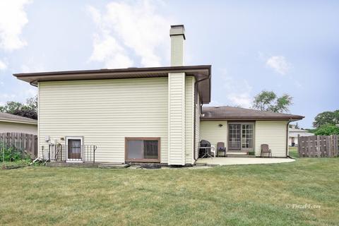 947 Balsam Ln, Bartlett, IL 60103 photo 14