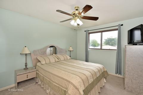 947 Balsam Ln, Bartlett, IL 60103 photo 9