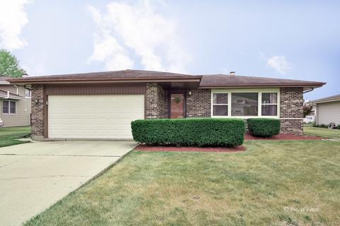 947 Balsam Ln, Bartlett, IL 60103 photo 1