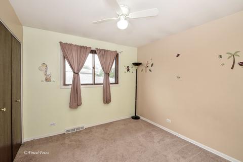 947 Balsam Ln, Bartlett, IL 60103 photo 11