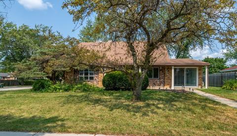 600 Hillcrest Blvd, Hoffman Estates, IL 60169 photo 1
