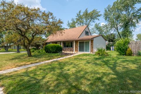 600 Hillcrest Blvd, Hoffman Estates, IL 60169 photo 3