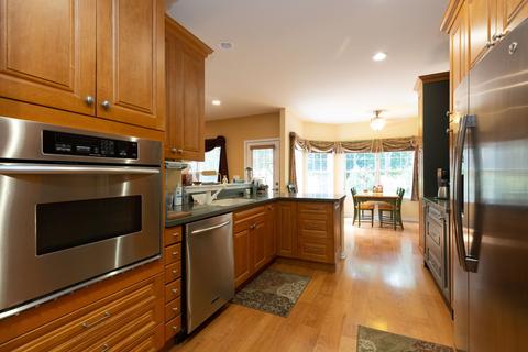 630 Robin Rdg, Elgin, IL 60123 photo 11