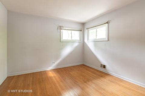 910 S Tower Dr, Mount Prospect, IL 60056 photo 13
