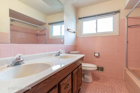 910 S Tower Dr, Mount Prospect, IL 60056 photo 14