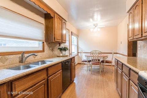 910 S Tower Dr, Mount Prospect, IL 60056 photo 7