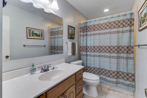 208 S Hershey Rd, Bloomington, IL 61704 photo 25