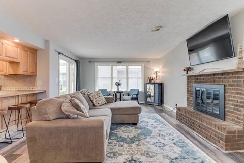 208 S Hershey Rd, Bloomington, IL 61704 photo 15
