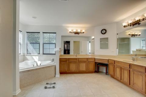 1402 Walnut Dr, West Dundee, IL 60118 photo 24