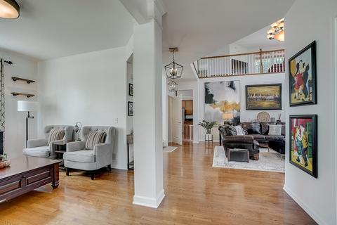 1402 Walnut Dr, West Dundee, IL 60118 photo 9