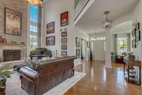 1402 Walnut Dr, West Dundee, IL 60118 photo 3