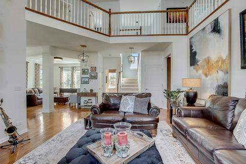 1402 Walnut Dr, West Dundee, IL 60118 photo 5