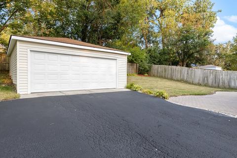 130 Springleaf Dr, Bolingbrook, IL 60440 photo 5