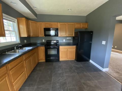 913 S Adelaide St, Normal, IL 61761 photo 9