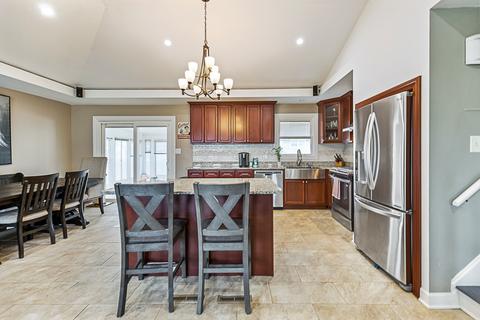 8046 S Octavia Ave, Bridgeview, IL 60455 photo 7