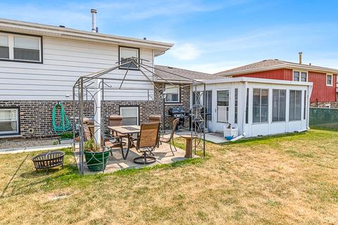8046 S Octavia Ave, Bridgeview, IL 60455 photo 21
