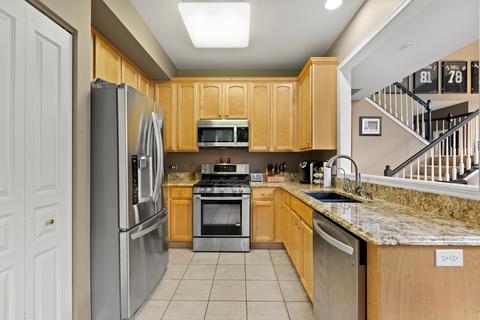 2709 Bay View Cir, Algonquin, IL 60102 photo 5