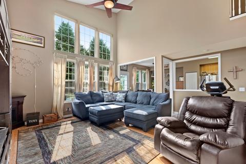 2709 Bay View Cir, Algonquin, IL 60102 photo 4