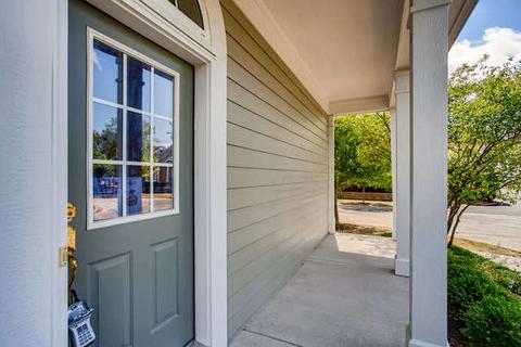 2490 Emily Ln, Elgin, IL 60124 photo 3