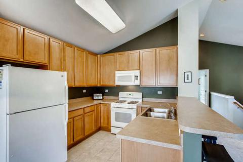 2490 Emily Ln, Elgin, IL 60124 photo 7
