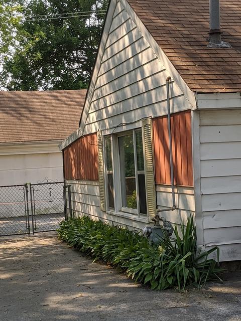 15832 Sawyer Ave, Markham, IL 60428 photo 4
