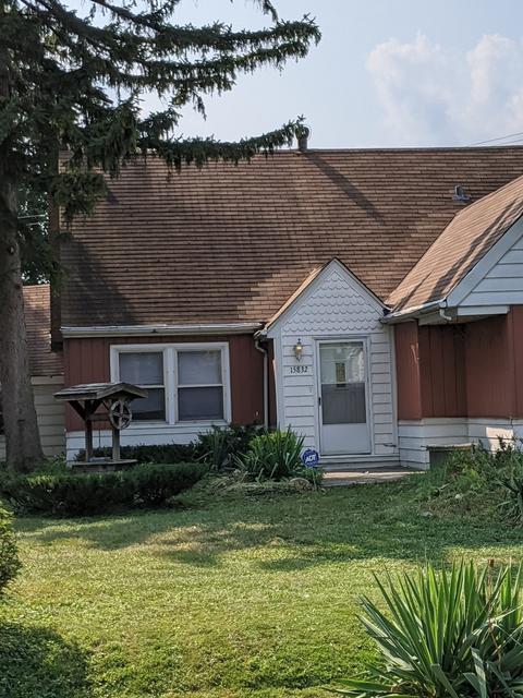15832 Sawyer Ave, Markham, IL 60428 photo 2