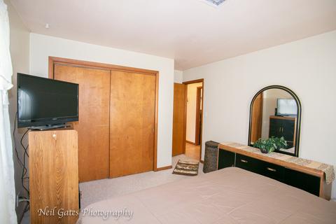 904 Greenview Dr, Aurora, IL 60505 photo 18