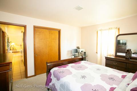 904 Greenview Dr, Aurora, IL 60505 photo 20