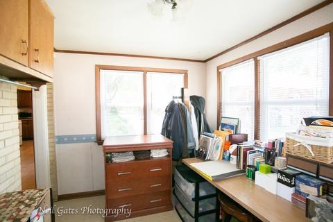 904 Greenview Dr, Aurora, IL 60505 photo 16