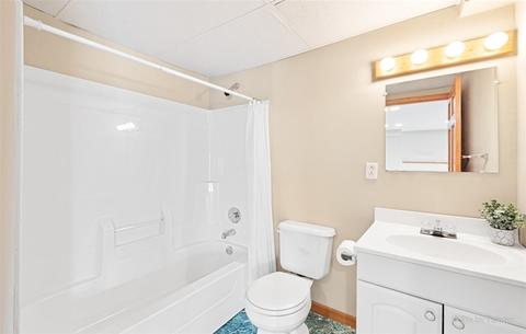 701 N Third St, Elburn, IL 60119 photo 51