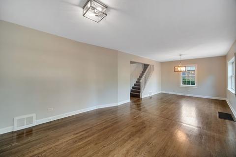 810 Pick St, Wheaton, IL 60187 photo 9