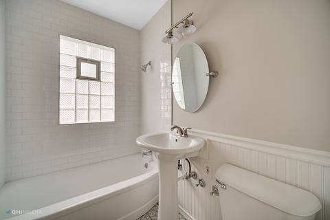 810 Pick St, Wheaton, IL 60187 photo 14