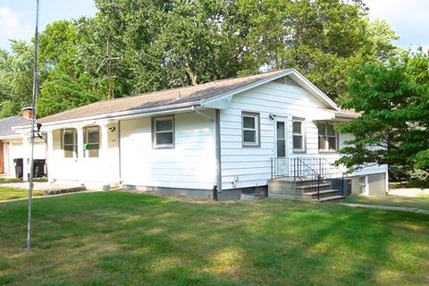 318 S Grove St, Normal, IL 61761 photo 1