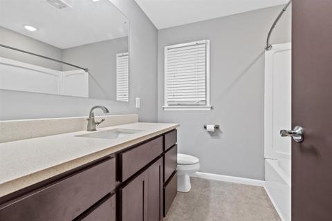 318 S Grove St, Normal, IL 61761 photo 6